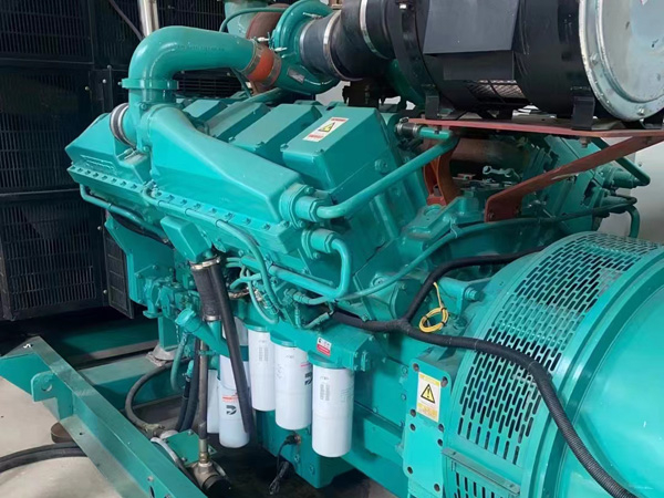 海安更换100kW柴油发电机组机油时，需要注意哪些事项？
